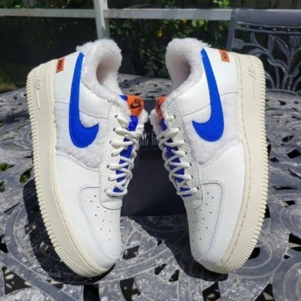 8 WOMEN'S Nike Air Force 1 07 SAIL / BLUE DO6680-100 SNEAKERS